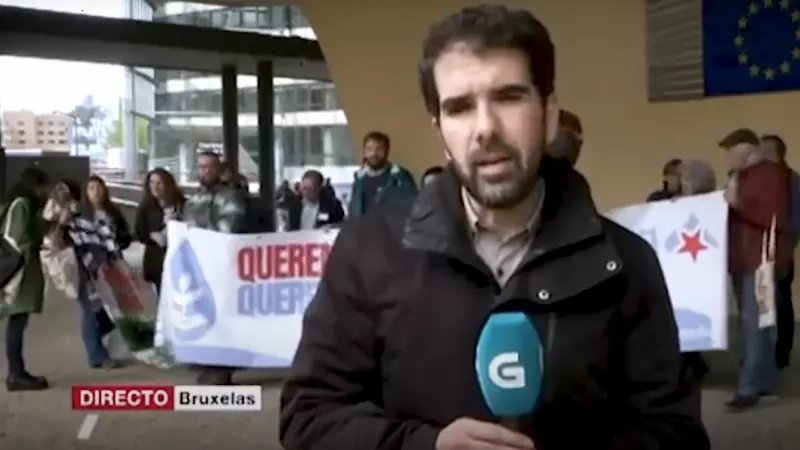 17/4/234 El corresponsal de la TVG en Bruselas informa sobre el conflicto entre Israel e Irán mientras opositores a la factoría de Altri invitados por el BNG a Bruselas sostienen una pancarta frente a la sede de la Comisión Europea / TVG