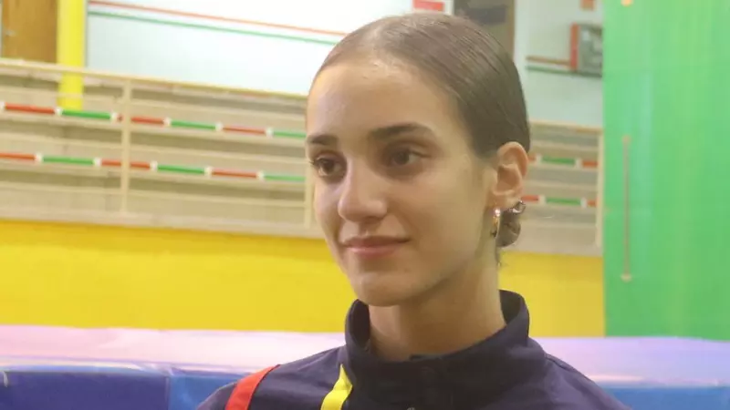 María Herranz, gimnasta de 17 años.