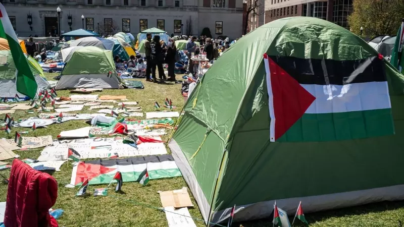 Estudiantes acampados durante las protestas en la Universidad de Columbia contra el genocidio en Gaza, en Nueva York, a 22 de abril de 2024.
