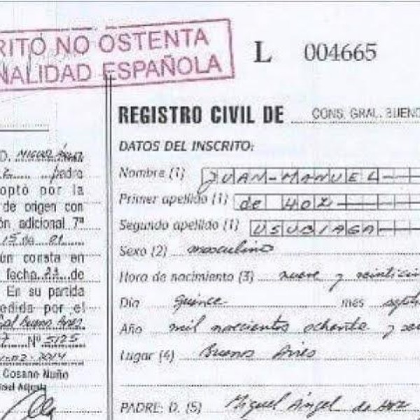 Registro civil de Juan Manuel de Hoz, que no pudo obtener la nacionalidad por razones de edad.