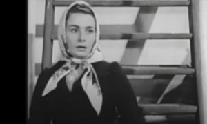Niní Marshall interpreta a una empleada del hogar gallega en 'Cándida'.