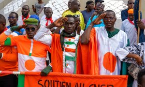 Una demostración pro junta golpista en Niamey tras la amenaza de intervención militar para restituir la democracia en Níger