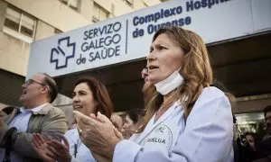 Sanitarios gallegos manifestándose por unas condicionales laborales dignas.