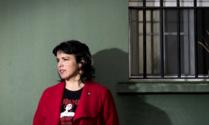 Teresa Rodríguez muestra varios ataques machistas en redes: "Lo que tiene una que aguantar. Como mujer y como profesora de lengua"