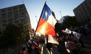 Manifestación de personas adherentes a la opción "Apruebo" en Chile. / EFE