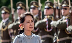 Fotografía de archivo de la líder de Myanmar, Aung San Suu Kyi, durante una visita en junio de 2019 a República Checa.