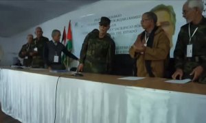 Un avión parte de Argelia para recoger al líder del Polisario y da la vuelta