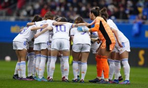 13/03/2022-Las jugadoras del Real Madrid femenino antes del partido contra el FC Barcelona disputado en el estadio Johan Cruyff de Sant Joan Despí este domingo.