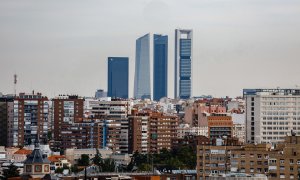 Vista de Madrid, con la Cuatro Torres Business Area al fondo. E.P./Carlos Luján