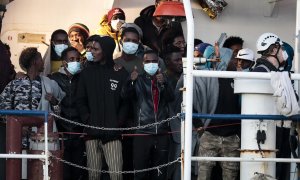 31/12/2021 Barco con migrantes italia