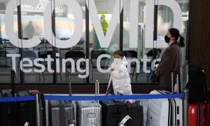 Colas en el aeropuerto de Incheon, Corea del Sur, donde también se está sometiendo a los viajeros procedentes de China a medidas del covid-19
