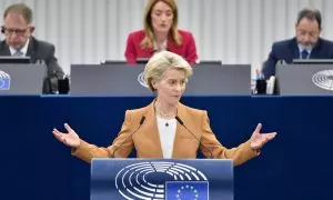 La presidenta de la Comisión Europea, Ursula Von der Leyen, pronuncia un discurso durante la sesión del Parlamento Europeo en Estrasburgo, a 15 de marzo de 2023.