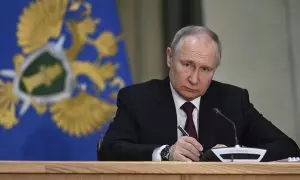 El presidente ruso, Vladimir Putin, asiste a una reunión ampliada de la junta de la Oficina del Fiscal General en Moscú, Rusia, el 15 de marzo de 2023.