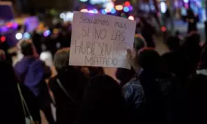 Varias mujeres durante una manifestación contra las violencias machistas en Vallecas el 25 de noviembre de 2022.