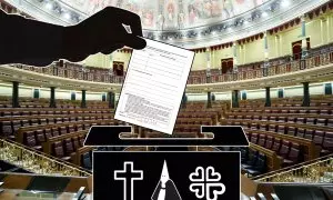 04/10/2023 Composición de una imagen del Congreso de los Diputados con el documento de la declaración de intereses económicos que presentan los diputados.