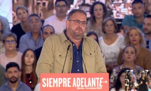 Declaraciones de Antonio Rodríguez Osuna, alcalde de Mérida, en un mitin el 14 de octubre de 2023, sobre acoger personas migrantes que llegaron a Canarias en la ciudad