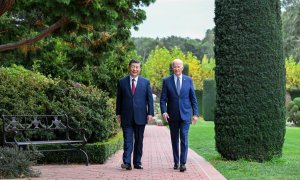 El presidente chino, Xi Jinping, y el presidente estadounidense, Joe Biden, dan un paseo después de sus conversaciones en Filoli Estate, en California, el 15 de noviembre de 2023 - EP