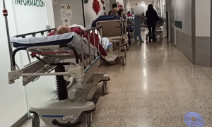 13/12/23 Imagen del colapso en las urgencias del Hospital Clínico de Santiago el pasado martes.