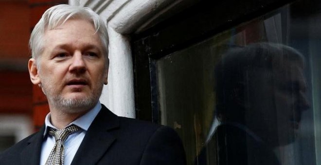 Assange recurre mañana ante un tribunal las restricciones impuestas por la embajada de Ecuador
