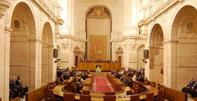 PP y Ciudadanos pactan reducir consejerías y delegaciones territoriales en Andalucía