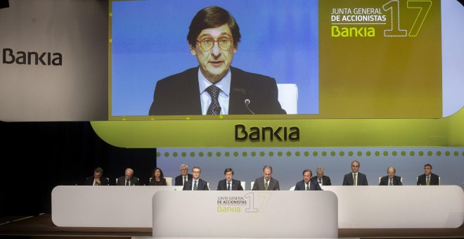 Goirigolzarri se compromete a defender los intereses de los pequeños accionistas en la fusión Bankia-BMN
