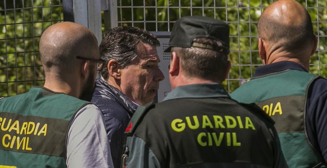 Anticorrupción pide prisión incondicional para Ignacio González, que lo niega todo