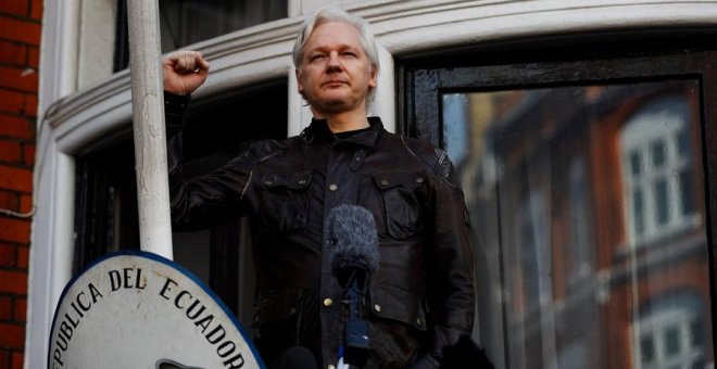 Wikileaks lanza una campaña para pedir a Ecuador que no deje aislado a Julian Assange