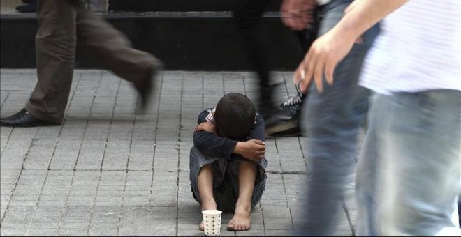 El 57% de españoles pagaría más impuestos para frenar la pobreza infantil