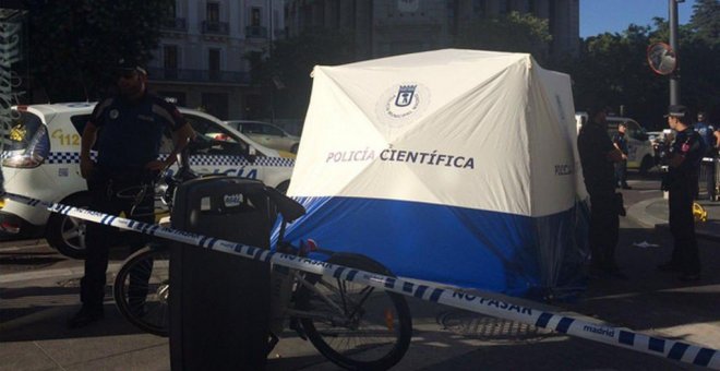 Muere un ciclista usuario de BiciMad atropellado por un camión en Madrid