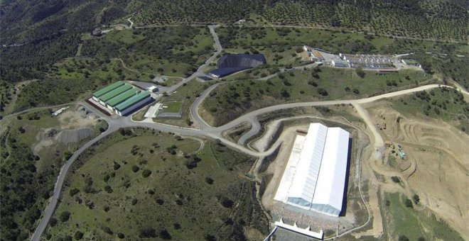 El traslado de residuos radioactivos de Garoña a Córdoba abre otro pulso entre el Gobierno y la Junta