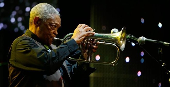Muere a los 78 años Hugh Masekela, el padre del jazz sudafricano