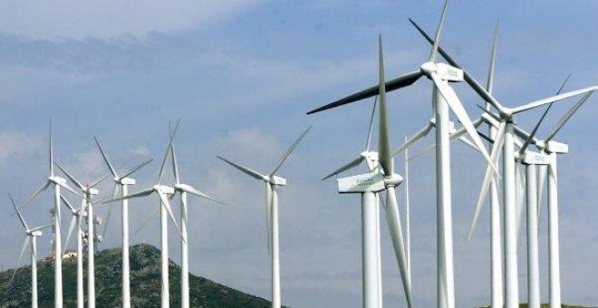 España vuelve a ser sancionada en un arbitraje internacional por los recortes a las renovables