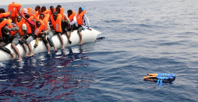 Las autoridades marítimas europeas impiden el rescate de 120 personas en la costa libia