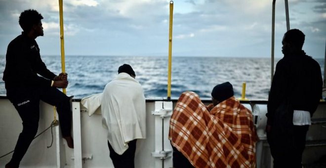 Sólo 80 de los casi 300 rescatados del Aquarius que querían pedir asilo en Francia serán trasladados allí