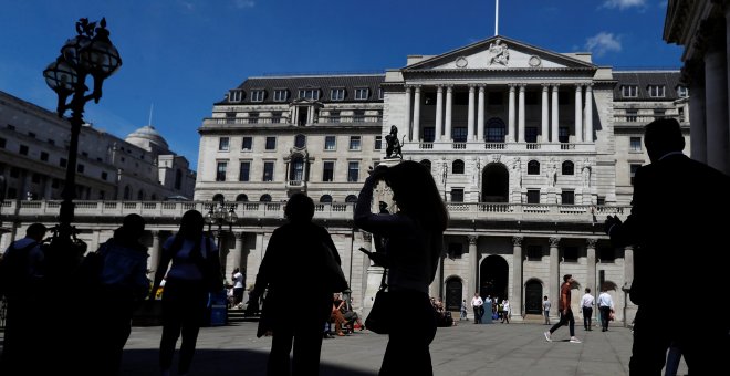 El Banco de Inglaterra sube los tipos de interés al 0,75%, su mayor nivel desde 2009