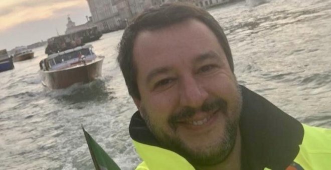 Un 'selfie' de Salvini en medio de las inundaciones de Venecia indigna a Italia y otras cuatro noticias que no debes perderte este lunes, 5 de noviembre de 2018