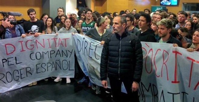 "Fuera fascistas del Liceu": los estudiantes protestan contra el acto de Cs