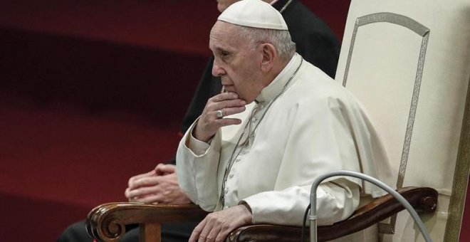 Nuevos casos de abusos a pocos días de la reunión de obispos en el Vaticano