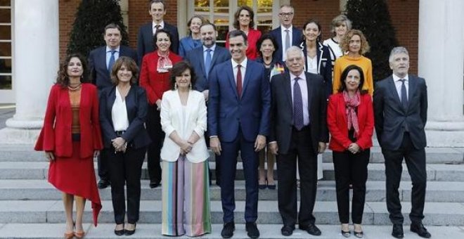 Sánchez cobrará 2.000 euros más que Rajoy tras la subida de sueldos a empleados públicos