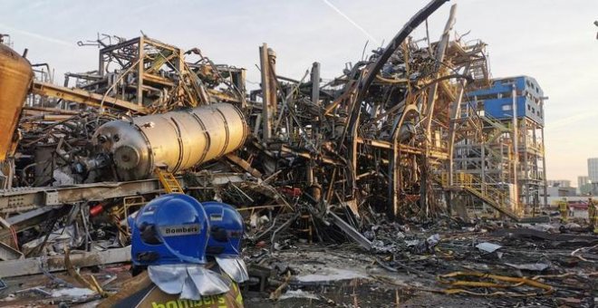 Asciende a tres la cifra de muertos tras la explosión en la planta petroquímica de Tarragona