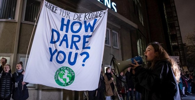Activistas de Fridays For Future demandan al Gobierno alemán por no luchar lo suficiente contra la crisis climática
