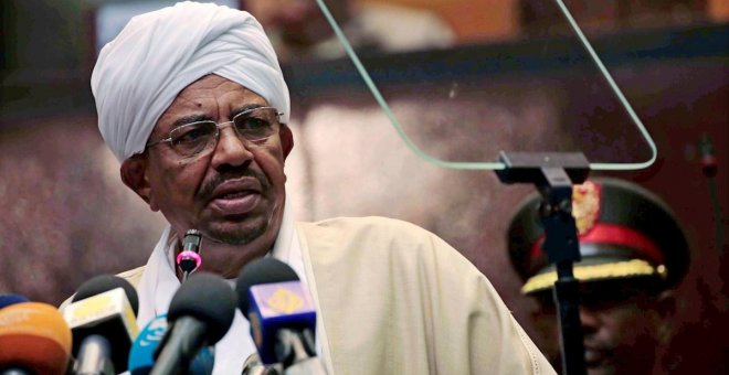 Sudán entregará al dictador Al Bashir a la Corte Penal Internacional por el genocidio de Darfur