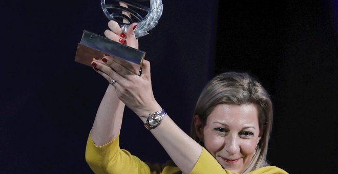 Eva García Sáenz de Urturi gana el Premio Planeta 2020 con el thriller medieval 'Aquitania'