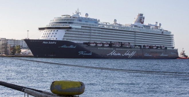 València reabre el tráfico de cruceros entre polémicas por su impacto económico y ecológico