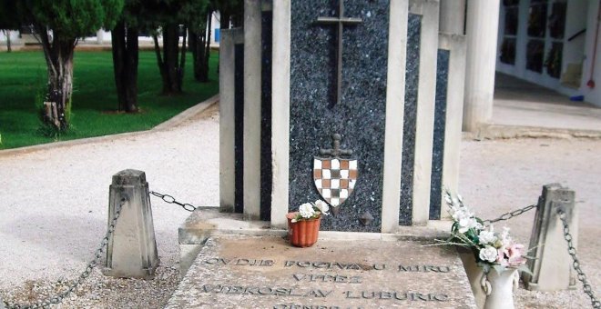 La tumba del genocida nazi en València olvidada por la Ley de Memoria Histórica
