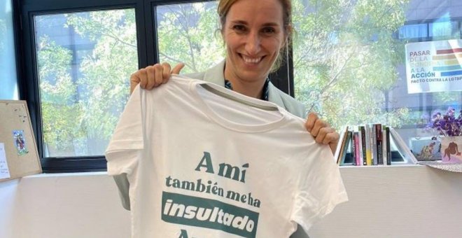 Más Madrid lanza una camiseta con el eslogan 'A mí también me ha insultado Ayuso'