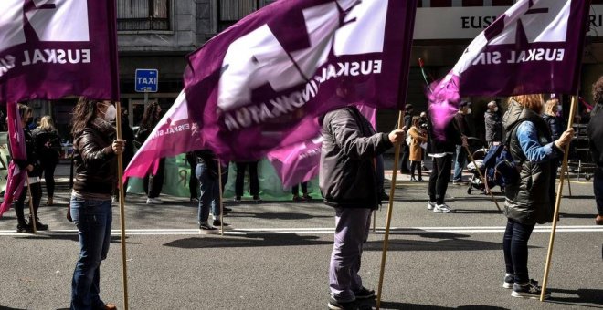 Los sindicatos vascos ELA y LAB presionan a PNV y EH Bildu para que voten en contra de la reforma laboral