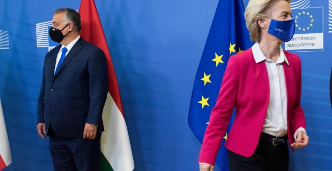 Bruselas propone vetar el petróleo ruso por primera vez y Hungría se desmarca