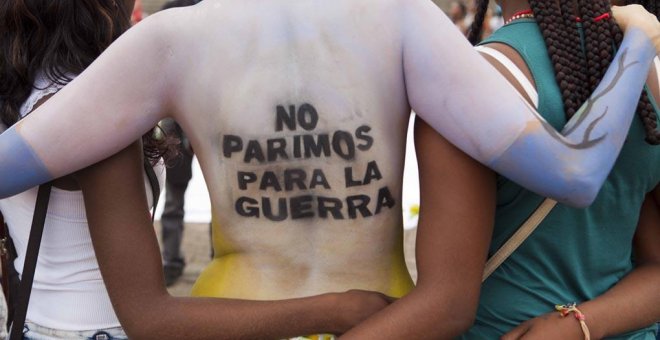 Colombia elige entre "vivir sabroso" y una derecha marcada por la violencia