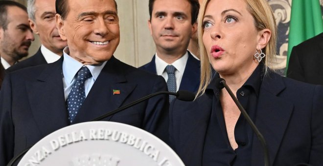 Berlusconi, el último baile del macho alfa